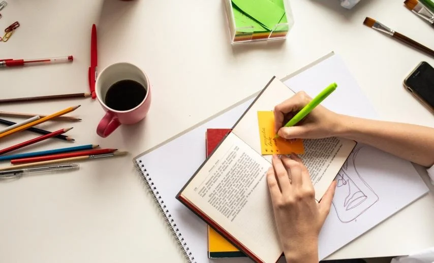 استراتژی | آزمون آموزش TOEFL با متد کاملاً عملی و تست محور